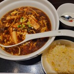 新日本橋中華 龍龍龍龍 TETSU - 酸辣湯麵と炒飯のセット