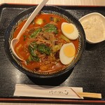 三巴湯火鍋 - 麻辣牛肉麺780円