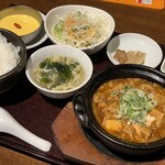 中華料理 餃子屋台 - 