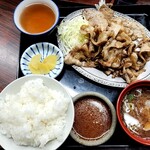 宇宙軒食堂 - 豚バラ定食W(肉大盛)