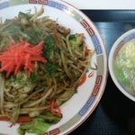 南郊園 - ソース焼きそば６５０円（スープ付）