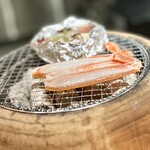 蓬左茶寮 - カニを七輪で焼き焼き