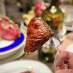 キャトルラパン - 肉料理 蝦夷鹿のポワレ・トリュフソース リフト