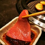 YORONIKU TOKYO AZABUDAIHILLS - シャトーブリアンの刺身　軽く炙ってあるのですが　完成された味がすごすぎる！