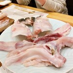 蕎麦割烹  倉田 - トラ河豚を解体した各部位