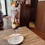 カフェ スマイルリング - チョコとナッツのパフェ