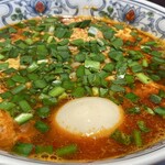 サンシン - 辛麺（大辛）＋那須御養卵味玉
