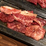 Yakiniku Ushikane - 