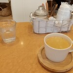 H cafe - 