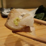 鮨処 多田 - つぶ貝リフト 塩パラ山葵で