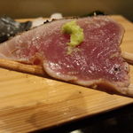 鮨処 多田 - 鰹の塩たたきリフト