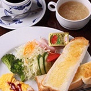 昔ながらの喫茶店友路有_2