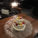 Bistro Relation - 幸せなホールケーキ。2人でペロリといただけました