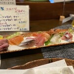 Kounosuke - 左側に何故かお肉も笑　サービスですかね。ありがとうございます。