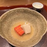 ごだん 宮ざわ - 里芋と金時にんじん。シンプルだけど深いという言葉はこのためにある。