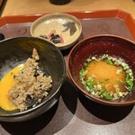 ごだん 宮ざわ - 味噌汁と一緒に。