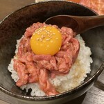 ホルモン 焼肉 一六八 - 