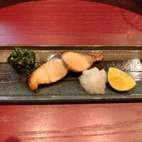 時に団欒 - 焼物は鰆幽庵焼き。手堅く美味しいが……どうしても同じ笠原チルドレンの「すみさわ」と比べてしまう。大根おろしは洋梨入りの変わり種。