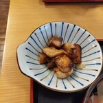 塩竃まぐろ直売・食堂 - 日替わり一品（マグロのバターソテー）