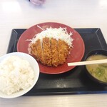 かつや - 豚カツ定食です〰️‼️