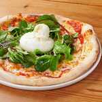 King's burrata cheese pizza