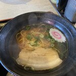 とんこう - セットの1/2ラーメン