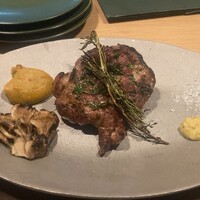 Osteria IL VIAGGIO - 白金豚のグリル（ハーフ）1,450円