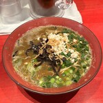 鶏白湯らーめん ふくちゃん - 海老みそラーメン：海老も味噌も、もちろん鶏白湯もそれぞれちゃんと感じられるバランス