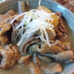 よしむら - もつ煮〜スーパーにあるモツを柔らかく煮てます