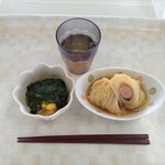てしおDELI - ニラ玉とウインナーロールキャベツ