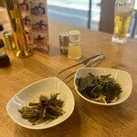 蒲田焼肉東京BeeN - ニラキムチ、ナムル混ぜ盛り