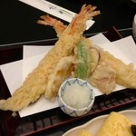 道頓堀 今井 本店 - 天麩羅盛り　イイ海老使ってまんネン。