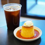 ウエストサイドコーヒー - かぼちゃプリン（600円） アイスアメリカーノ（580円）