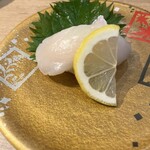 回転寿司 鮮 - 大将おすすめ　ホタテ塩とレモンで