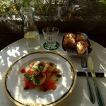 ル ジタン - メイン料理／LES GITANESさんのスペシャリテ「ホタテのポワレ」