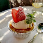 ル ジタン - デザート／みかんのクラフティ