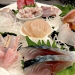 呑み喰い処　居酒屋　花の木