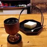 珈琲道場 侍 - 水出しアイスコーヒーとレアーケーキ