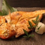 花・味兆 - 吟味された素材・山口県萩産甘鯛の塩焼き