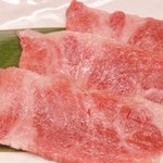 Urayoko Yakiniku Senta- - タテバラ　Ｔｈｅ『カルビ』トロのような脂。焼きすぎ注意！