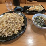 Chuuka Daishin - 炒飯のボリュームが凄い！写真で伝わらないのが残念。