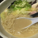 麺や 福一 - スープ