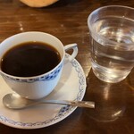クレビィス - ブレンドコーヒー、コクと深みと酸味と甘さの調和