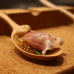IZA - 牡蠣と生ハムのワンスプーンアップ