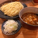 つけ麺屋 やすべえ - 辛味つけ麺(中盛り)＋トッピング ねぎ