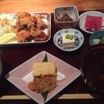 小料理バル ドメ - 唐揚げランチ980円
