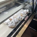 白土屋菓子店 - あんシューが、残りわずかでした(日曜日13:10)