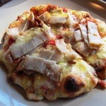 らーめんとcafe＋ベジ engawa - 自家製ベーコンとゴボウのピザ