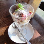 らーめんとcafe＋ベジ engawa - 大学芋のパフェ(本日のデザート)