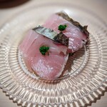 千葉たかおか - 「香る鰆」まるで熟成したかのような旨みに、藁の香りを纏って至福。